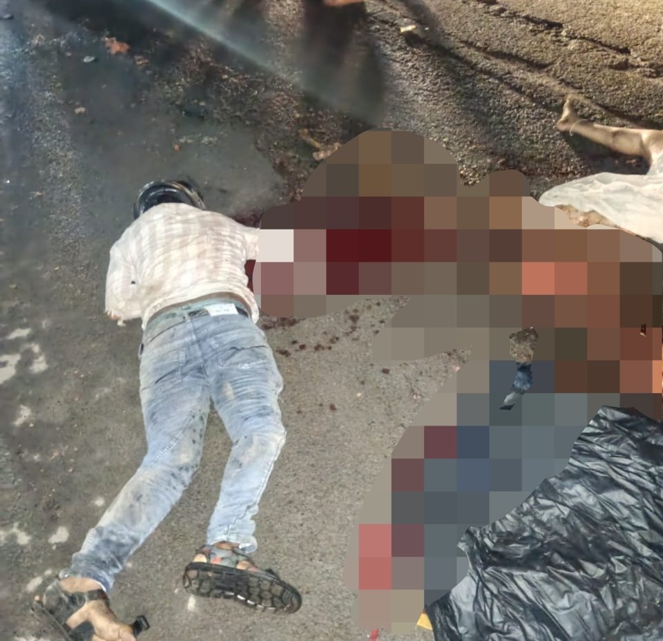 ट्रेलर ने बाइक को मारी टक्कर, बाइक सवार दंपति की मौत, महिला का शव हुआ क्षत-विक्षत