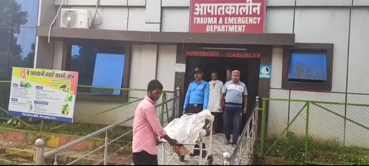 पुलिस की लापरवाही ने ली दो मासूम जिंदगियां: आपसी विवाद में पिता-पुत्र को बोलेरो से रौंदा, पीड़ित परिवार का सवाल- 'क्या हमारी गुहार सुनने लायक नहीं थे?'